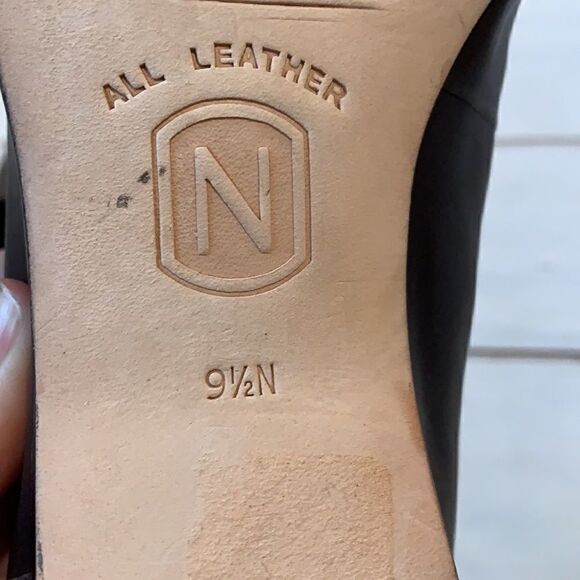 Nordstrom Woman’s Brown Flats  - Picture 11 of 11